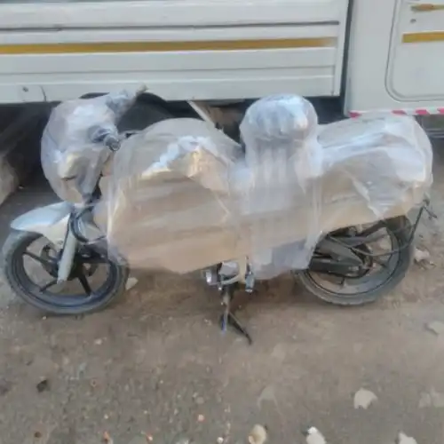 Agarwal Shifting Packers Logistics Truck